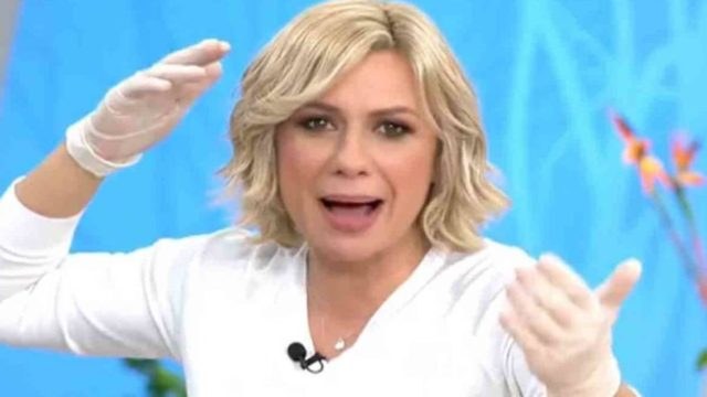 Θρίλερ με την υγεία της Κατερίνας Καραβάτου – Για 4η μέρα στο νοσοκομείο