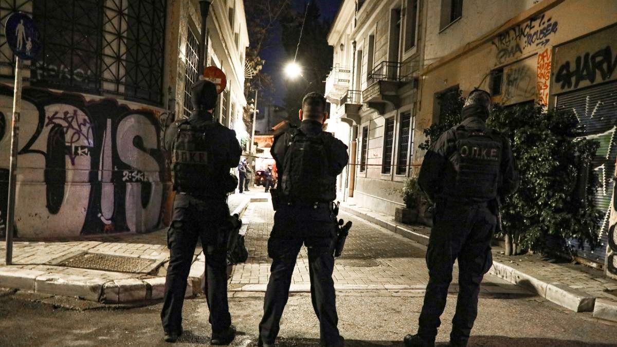 Ίδρυμα “Κωνσταντίνος Μητσοτάκης”: Ελεγχόμενη έκρηξη από τους πυροτεχνουργούς
