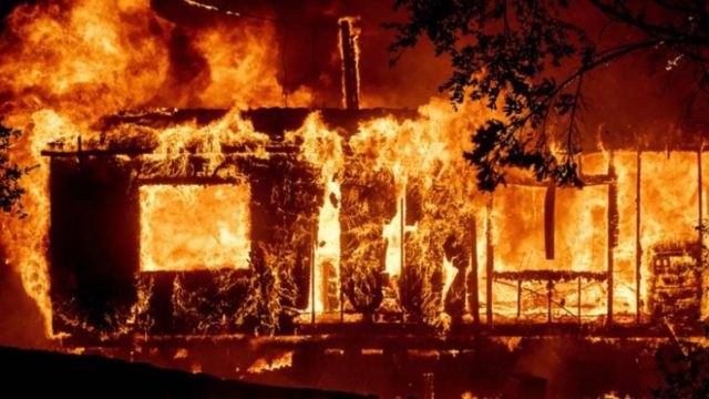 Οικογενειακή τραγωδία: Ηλικιωμένη γυναίκα και τα εγγόνια της “έχασαν” τη ζωή τους από φωτιά που άναψαν