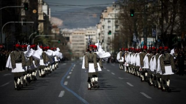 25η Μαρτίου: “Φρούριο” η Αθήνα για την στρατιωτική παρέλαση – 4.000 αστυνομικοί, ελικόπτερα και drones