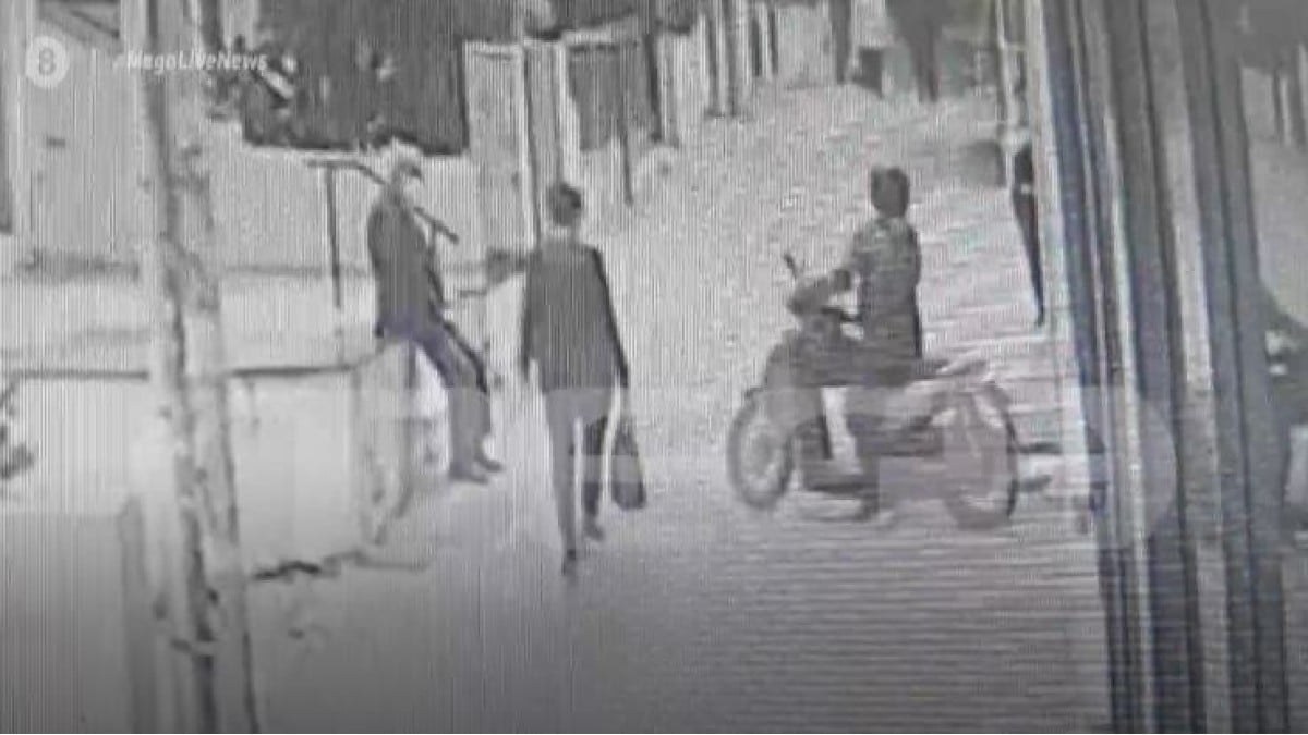 Κλοπή εμβολίων στην Αγία Παρασκευή: «Είμαι το εξιλαστήριο θύμα» – Αρνείται τα πάντα ο ντελιβεράς (Video)