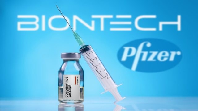 Κορωνοϊός: Συμφωνία «μαμούθ» Ε.Ε. με Pfizer/BioNTech για προμήθεια 1,8 δισ. δόσεων εμβολίου
