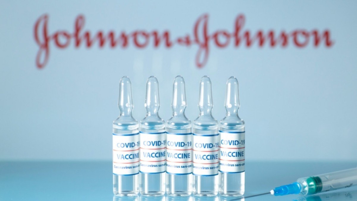 Κορωνοϊός: Προχωρούν οι εμβολιασμοί με Johnson & Johnson – Τι ισχύει για τις εγκύους