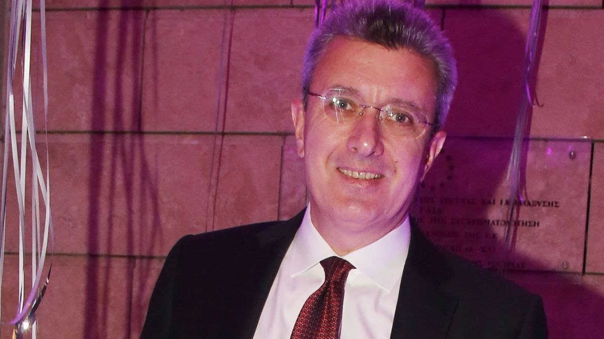 Νίκος Χατζηνικολάου: Έτσι ανακοίνωσε τον ερχομό του μωρού!