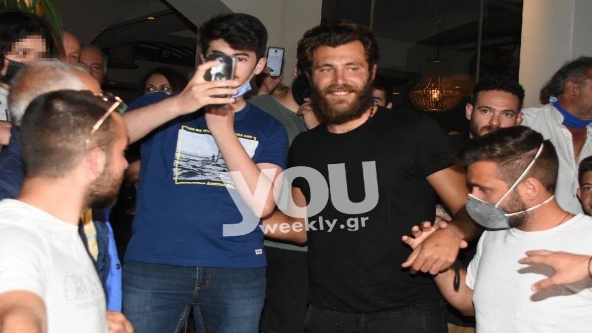 Survivor 4: Απίθανες εικόνες – «Λαοθάλασσα» στο χωριό του Μπάρτζη για την υποδοχή του