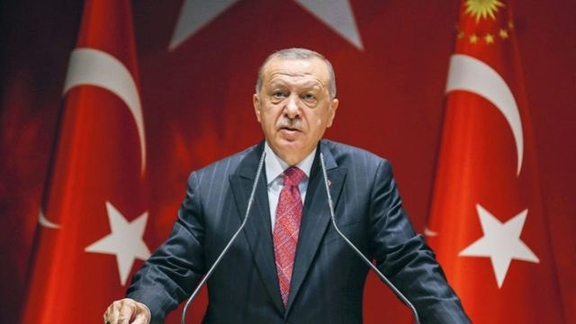 Ερντογάν: Σε ρόλο “αρνάκι” καλεί τους Έλληνες να επιστρέψουν στην Κωνσταντινούπολη μετά το διωγμό