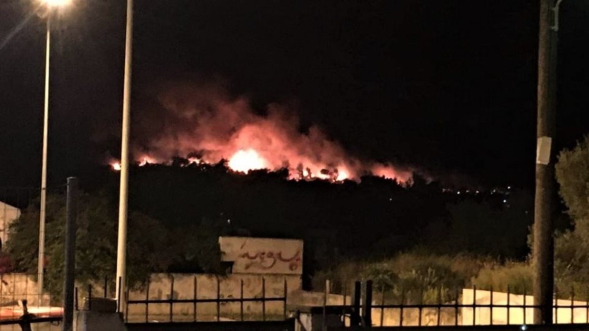 Μεγάλη φωτιά ξέσπασε στο Λουτράκι – Εκκενώνονται προληπτικά Σχίνος, Αγ. Σωτήρας