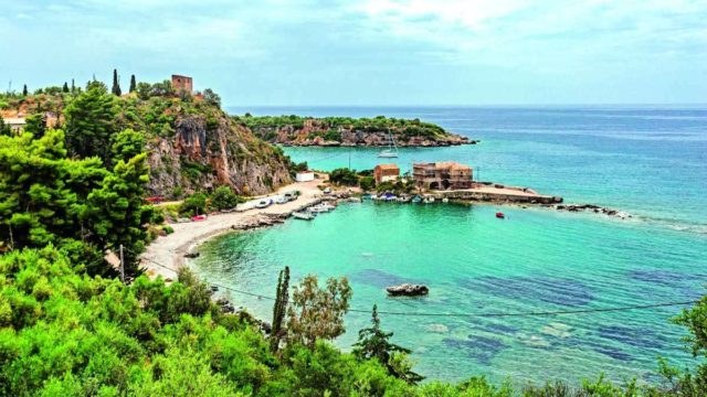 14+1 ονειρεμένοι προορισμοί για του Αγίου Πνεύματος από τον Τάσο Δούση