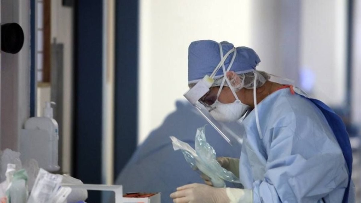 Κορωνοϊός: Συνεχίζεται ο εμβολιασμός με τις ηλικίες 18-24 ετών – Πότε θα έχουμε τείχος ανοσίας