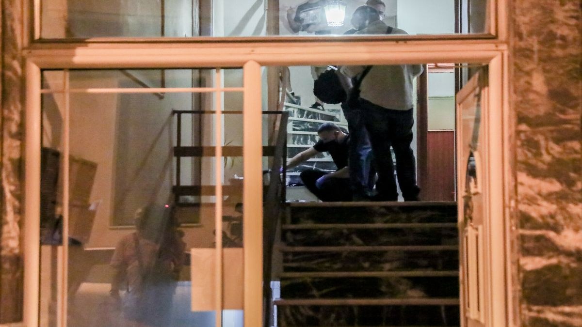 Πετράλωνα: Tαυτοποιήθηκε ο δράστης της αρπαγής και του βιασμού της 50χρονης καθαρίστριας – Επτά φορές τη βίασαν και την ξυλοκόπησαν