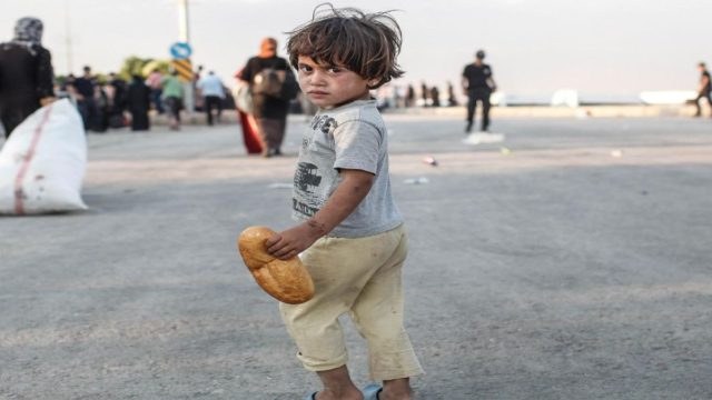 Ύδρα: Σύλληψη δημοσιογράφου για παράνομη φιλοξενία πρόσφυγα