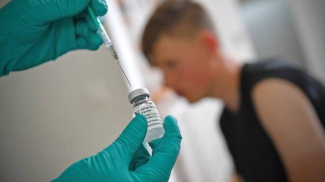 Σοκ: 13χρονος πέθανε μετά τον εμβολιασμό κατά του κορωνοϊού!