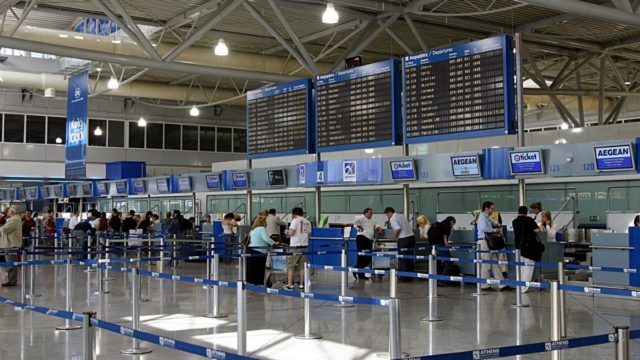 Βρετανία – Tουρισμός: Τριπλασιάστηκαν οι κρατήσεις για Ελλάδα