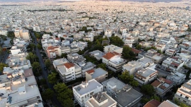 ΑΑΔΕ: Μόνο ηλεκτρονικά η υποβολή των δηλώσεων φόρου μεταβίβασης ακινήτων