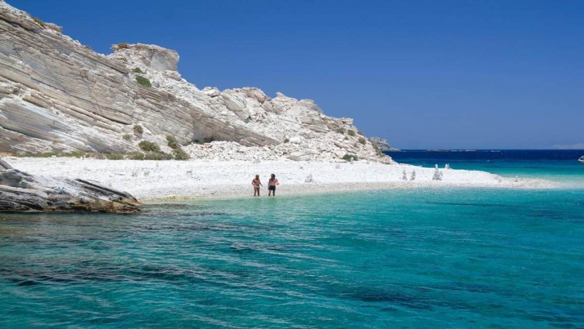 Το Ελληνικό νησί που είναι στην κορυφή των προτιμήσεων αυτό το καλοκαίρι