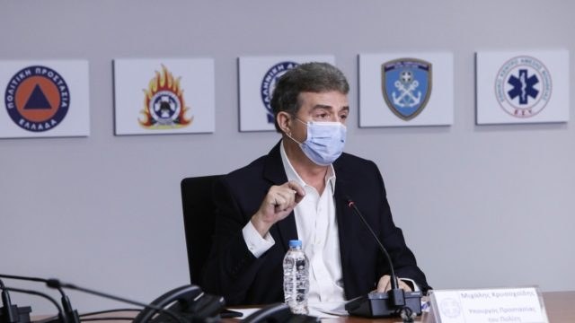 Μιχάλης Χρυσοχοΐδης για φωτιές: Τα εναέρια μέσα έχουν πετάξει ήδη διπλάσιες ώρες