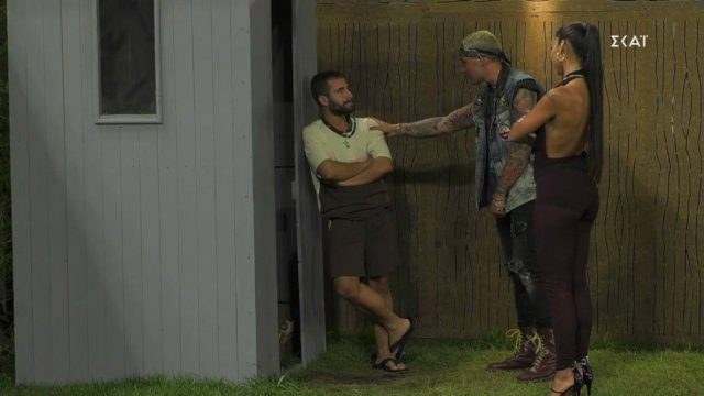 Big Brother 2: Απίθανος ο Ισίδωρος – Μιλάει για «ψευτόμαγκες» και αμέσως μετά… κάνει πως ζητά συγγνώμη στον Πέτσα