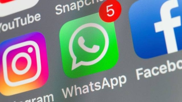 Παγκόσμιος πανικός για το Facebook: Η πτώση του για 7 ώρες – «Βόμβα» για πώληση των προσωπικών δεδομένων
