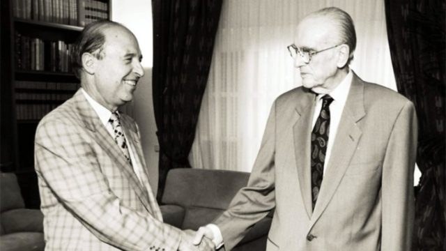 Το τραγικό παιχνίδι της μοίρας στο ΠΑΣΟΚ: Ο θάνατος του Ανδρέα Παπανδρέου 25 χρόνια πριν στην κούρσα της διαδοχής