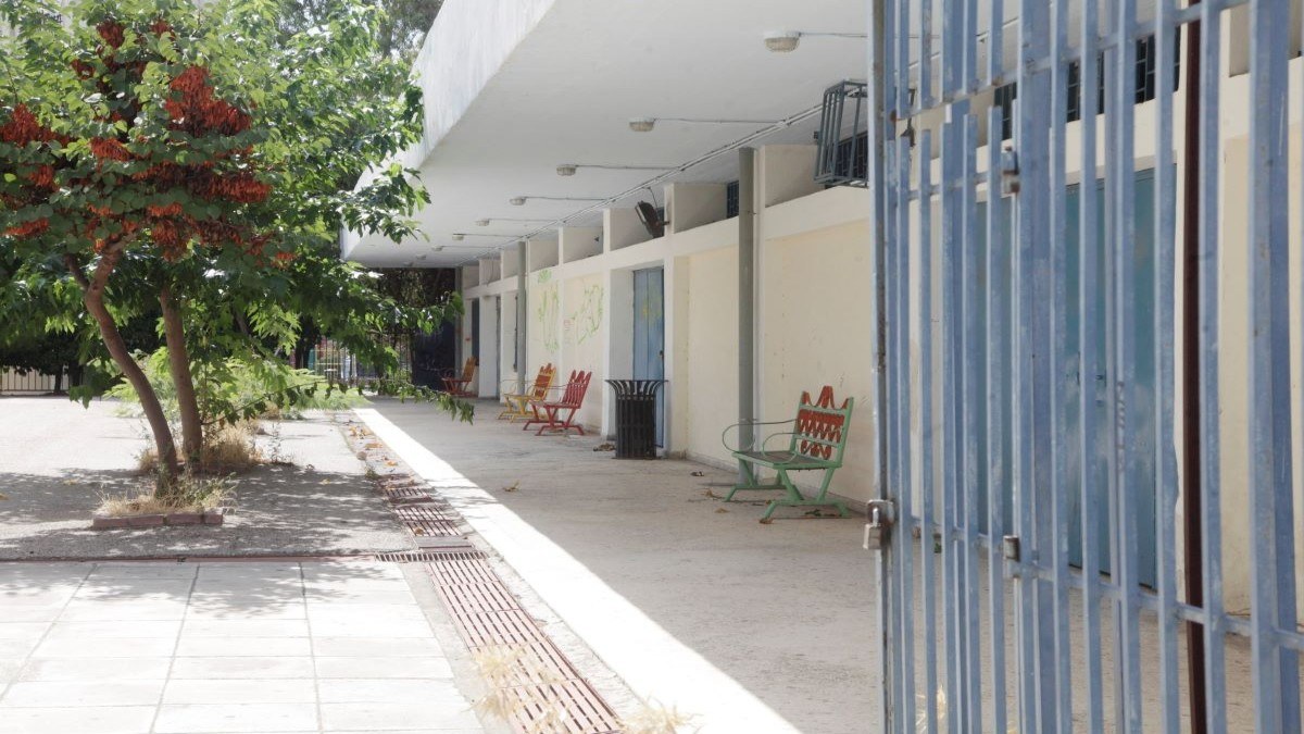 Σοκ στην Δραπετσώνα: 16χρονη έσβησε τσιγάρο στο μάτι συμμαθήτριάς της μετά από καβγά