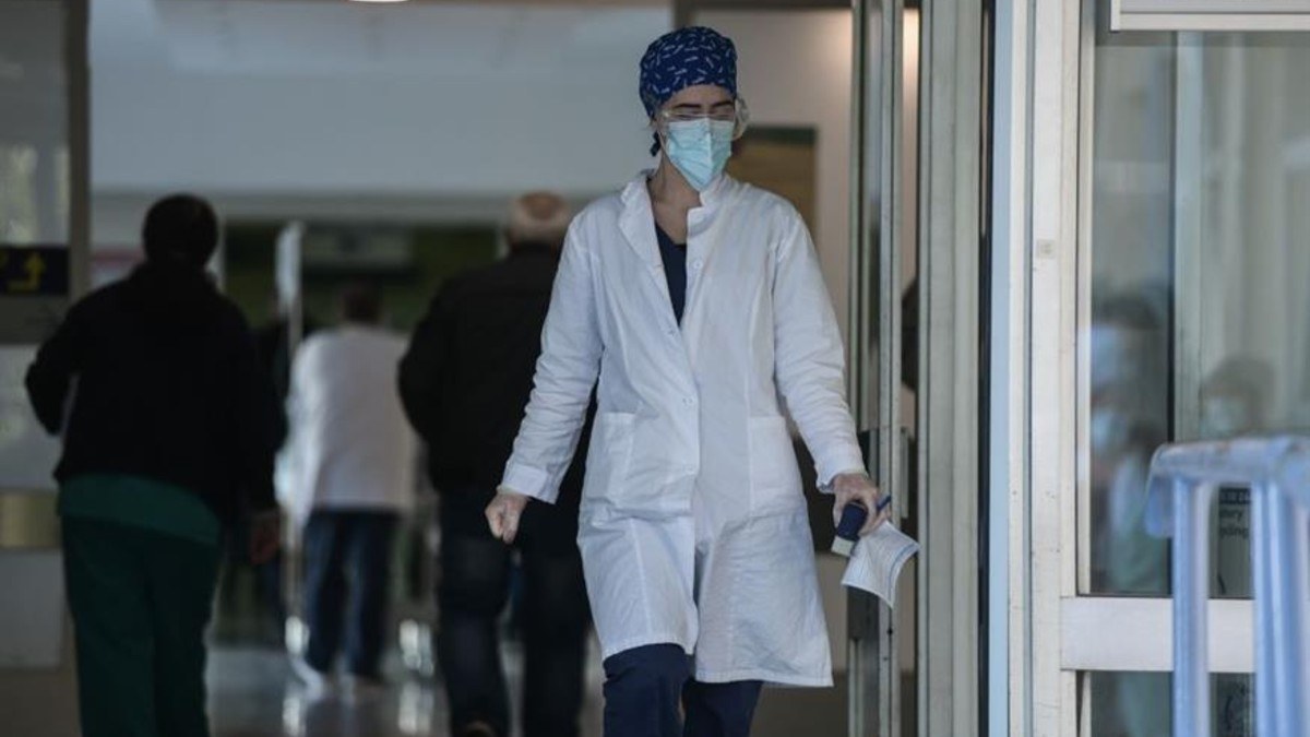 «Γροθιά» στο στομάχι μήνυμα νοσηλεύτριας: «Εδώ Γεννηματάς, φοβάμαι μαμά»