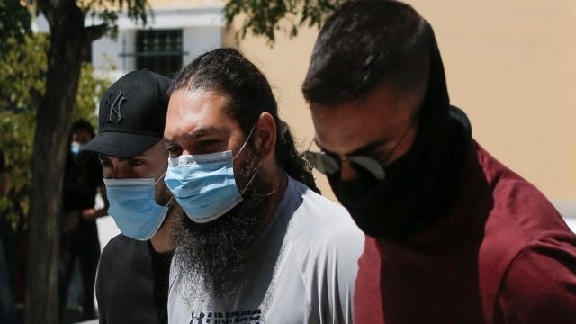 Ιερέας με βιτριόλι: Αρνήθηκε τη κατηγορία για απόπειρα ανθρωποκτονίας