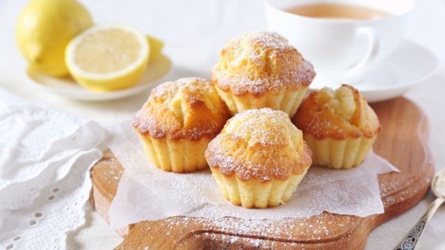 Muffins λεμονιού χωρίς γλουτένη