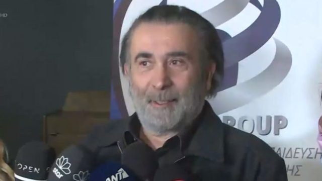 “Καρφιά” Λαζόπουλου για Μουτσινά: “Δεν κάνει σάτιρα, αλλά μεσημεριανό”