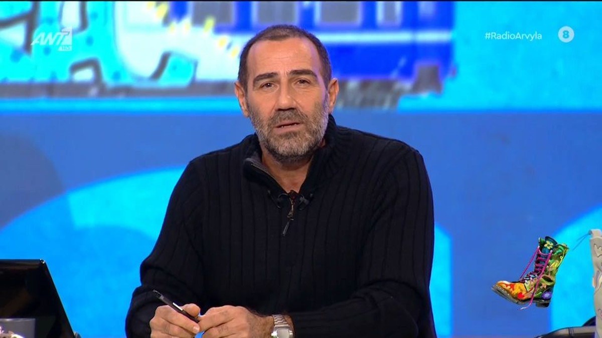 Άνοιξε ο ασκός του Αιόλου και για τον Κανάκη: Μου είπε «μάλλον έχεις καιρό να κάνεις σεξ»