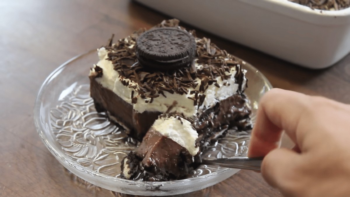 Πανεύκολο γλυκό ψυγείου με oreo μέσα σε 5′