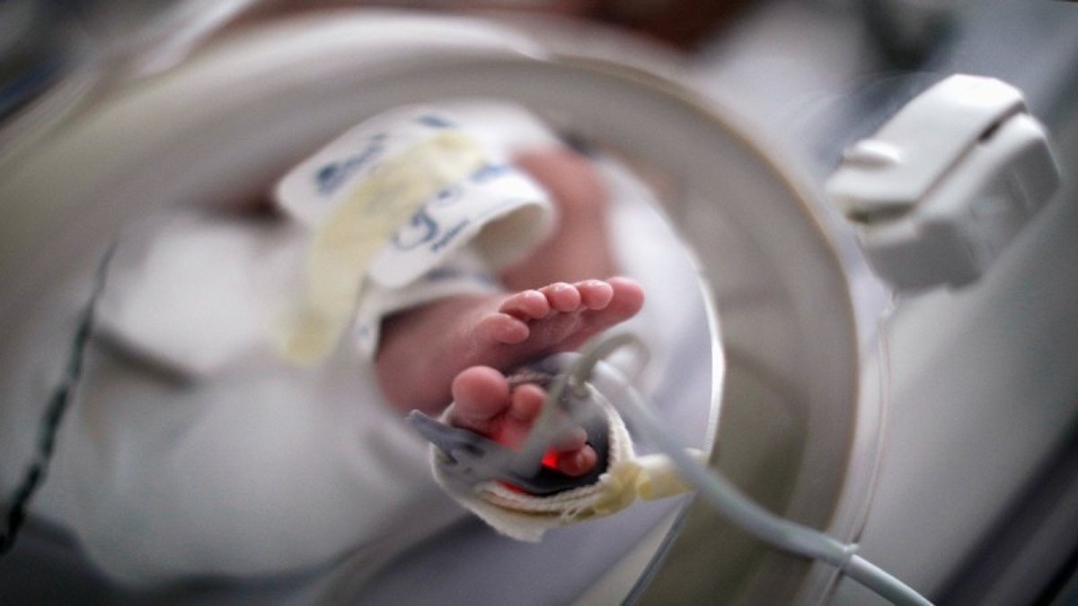 Τραγωδία στην Θεσσαλονίκη: Πέθανε από κορωνοϊό βρέφος 52 ημερών