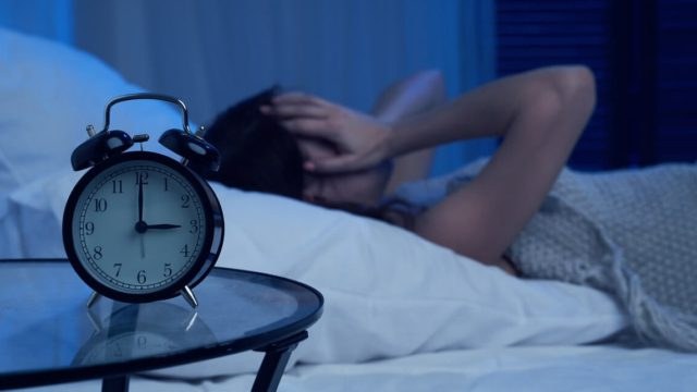 Έχεις αυπνία; Η τεχνική που θα σε βοηθήσει να κοιμηθείς σε 3 λεπτά