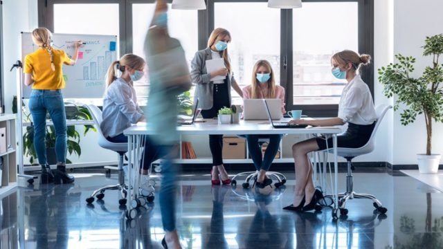 Κορωνοϊός – Αναρρωτική άδεια: Αλαλούμ με την πληρωμή από τον ΕΦΚΑ – Δε δέχεται τα rapid tests