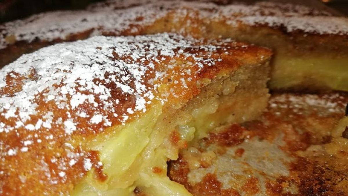 Η πιο εύκολη μηλόπιτα που έχετε φάει και φτιάξει ποτέ