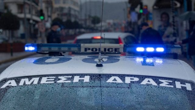 Θρίλερ με τον διαρρήκτη στη Νέα Ιωνία: Παραμένει άφαντος – Δεν ήταν στο διαμέρισμα του αστυνομικού (video)