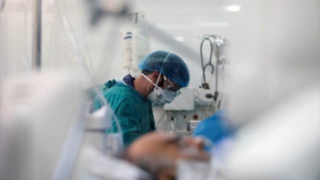 Κορωνοϊός – ΕΟΔΥ: Αυτή είναι η αλήθεια για τον αριθμό των θανάτων που ανακοινώνονται