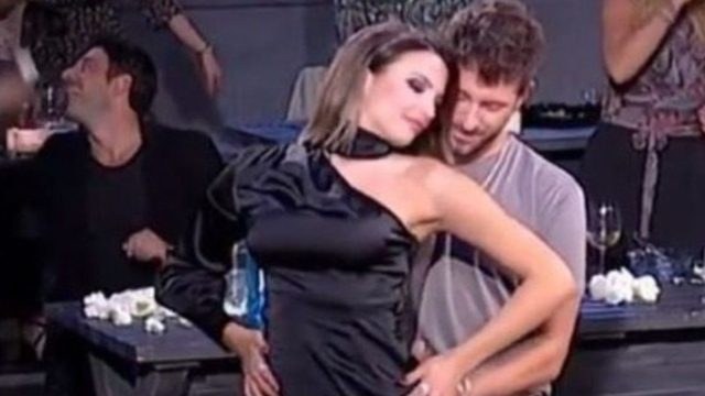 Το αισθησιακό τσιφτετέλι της Κατερίνας Λιόλιου –  Ξεπέρασε τις 150.000 προβολές!