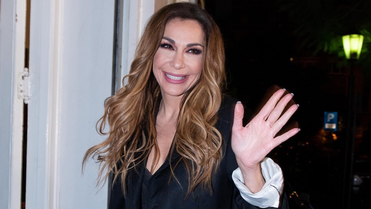 Δε θα το πιστεύετε: Αυτό είναι το πραγματικό επίθετο της Δέσποινας Βανδή!