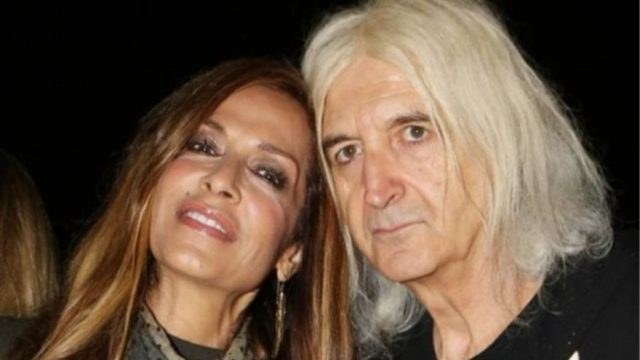 Φωτογραφία ντοκουμέντο 39 χρόνια πίσω: Η Άννα Βίσση νυφούλα στο πλευρό του Νίκου Καρβέλα