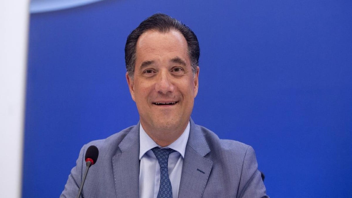 Άδωνις Γεωργιάδης: «Δεν κρυώνει ο κόσμος σήμερα! Σε προ κρίσης τιμές τα καύσιμα μετά την επιδότηση» (Video)