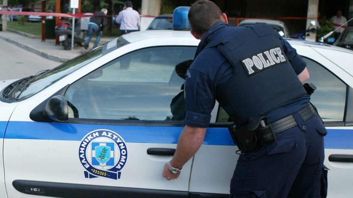Τρόμος στην Μαγνησία: Του έκλεισε τον δρόμο με το φορτηγό και τον απείλησε με κλαδευτήρι – Οι χρηματικές διαφορές και η μήνυση