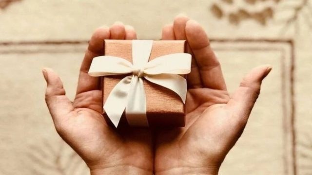 Ποιοι γιορτάζουν σήμερα, Τρίτη 1 Μαρτίου, σύμφωνα με το εορτολόγιο;
