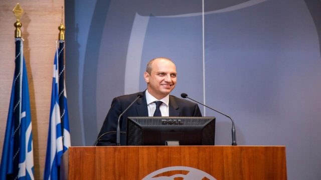 Αποκαλύψεις Οικονόμου για καύσιμα: «Ο κόσμος θα πληρώνει φθηνότερα από την τιμή που αναγράφεται στην αντλία» (video)
