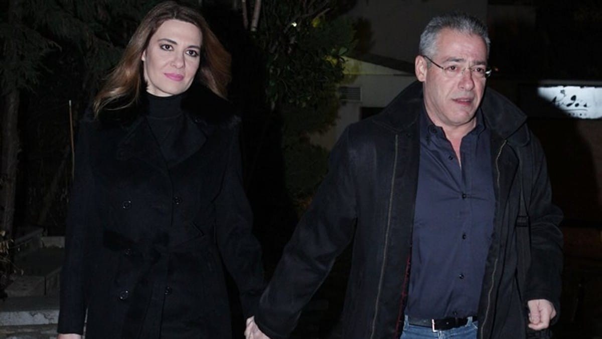 Ξαφνικό διαζύγιο για τον Νίκο Μάνεση: Η πασίγνωστη Ελληνίδα που παντρεύτηκε πριν από την Φαίη Μαυραγάνη