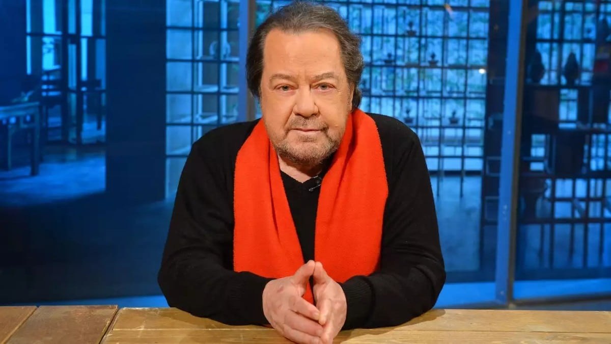 «Νιώθω μοναξιά…» – Ο θάνατος που «γονάτισε» τον Γιάννη Πάριο