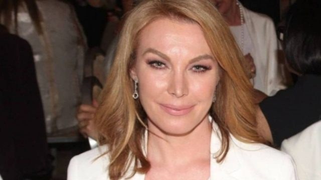 Απίστευτη αποκάλυψη Τατιάνας Στεφανίδου: Το άγνωστο τροχαίο που έκανε την παρουσιάστρια να γεννήσει πρόωρα (Video)