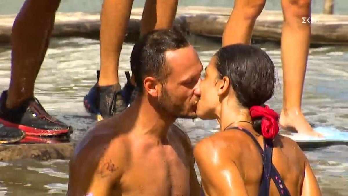 Survivor spoiler 16/03: «Ξαναφούντωσε» ο έρωτας Μυριέλλας και Κατσαούνη – Ήρθαν ξανά κοντά μετά την ανακοίνωση του Λιανού