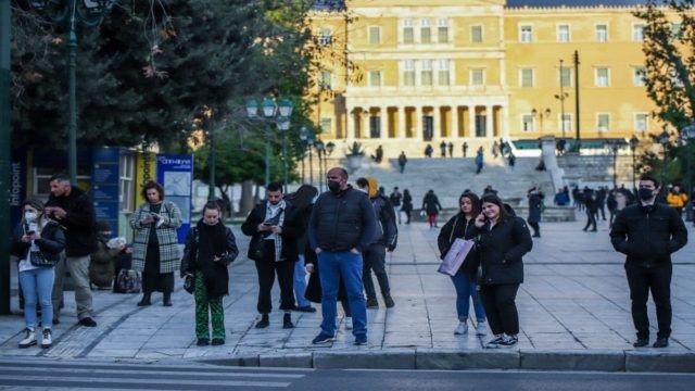 Κορωνοϊός: 10.005 νέα κρούσματα  – 46 θάνατοι και 298 διασωληνωμένοι