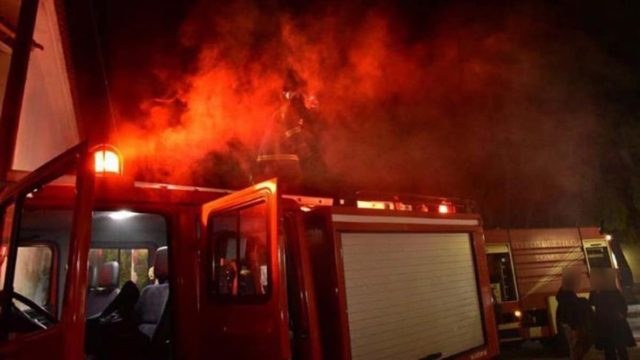 Τραγωδία στην Μάνδρα: Νεκρός σε φωτιά 60χρονος – Κάηκε μέσα στο σπίτι του