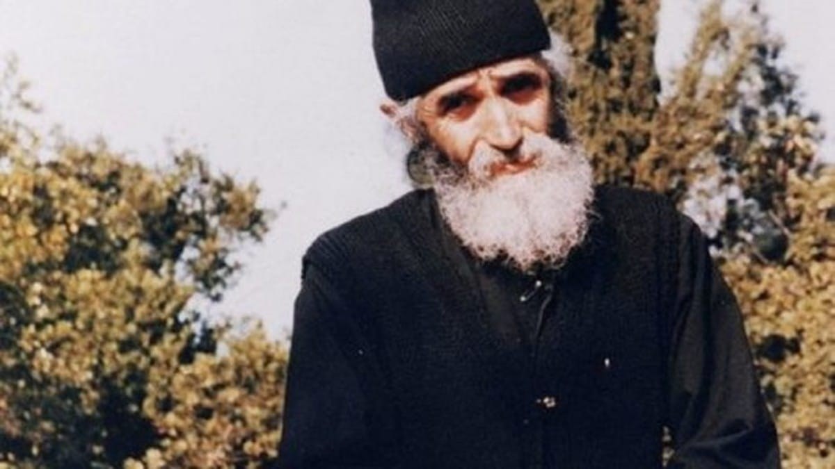 Ο Γέροντας Παΐσιος μίλησε: Αυτά είναι τα ισχυρά λόγια που πρέπει να λέμε κάθε μέρα – Αυτό που θα συμβεί θα είναι υπέροχο